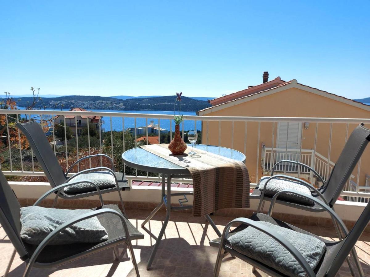Apartments Jasna Trogir Eksteriør bilde
