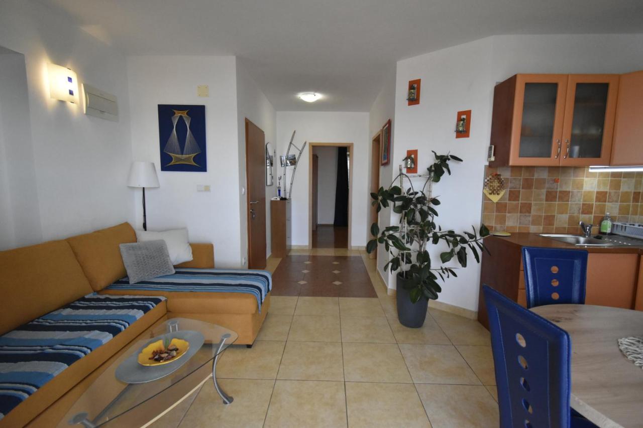 Apartments Jasna Trogir Eksteriør bilde