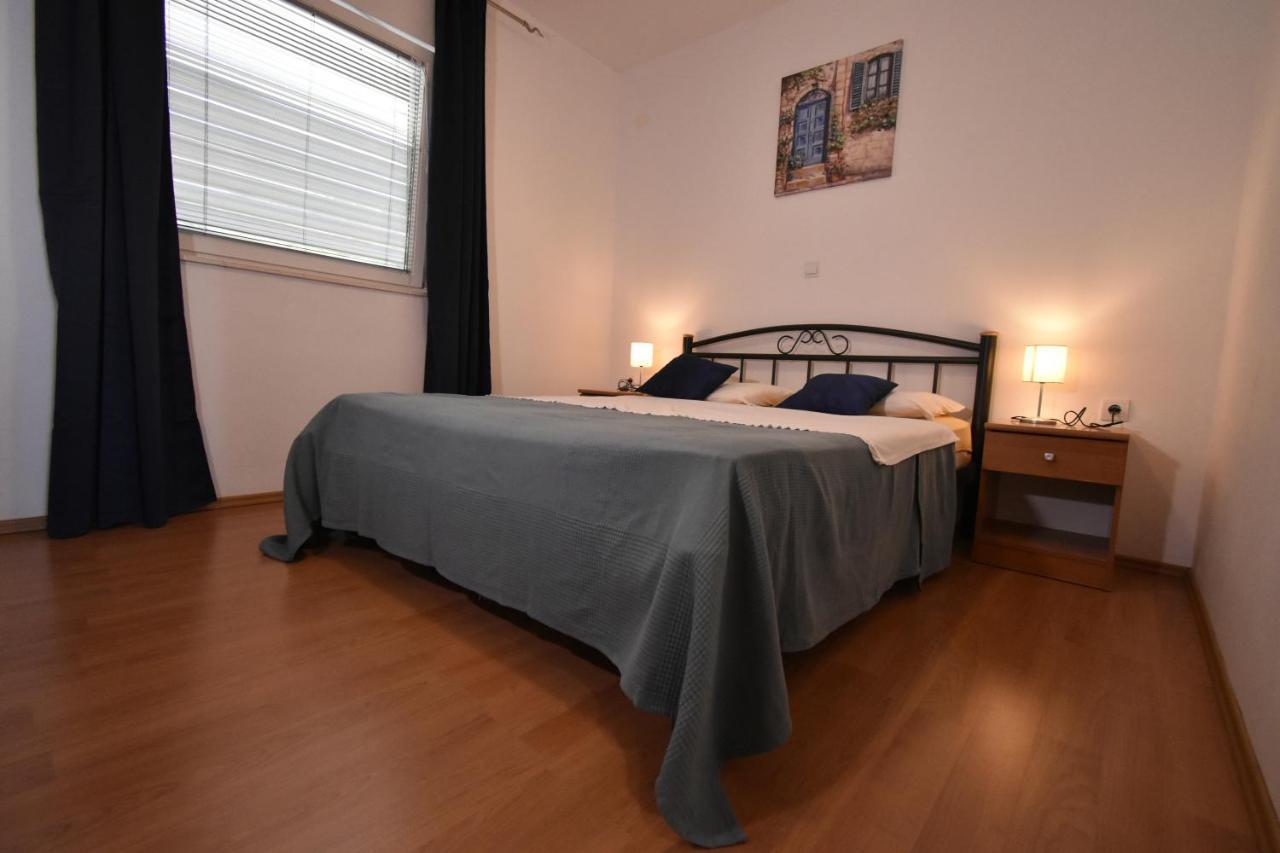 Apartments Jasna Trogir Eksteriør bilde