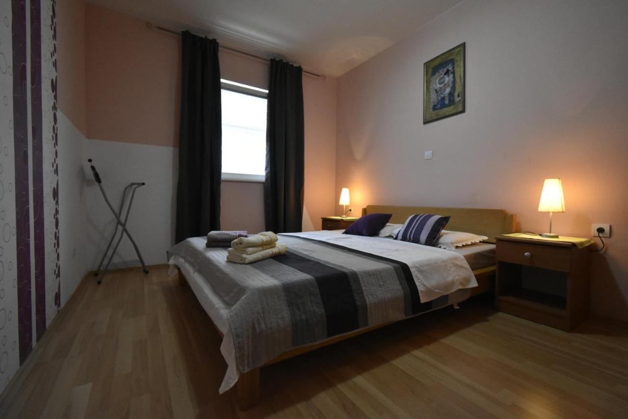 Apartments Jasna Trogir Eksteriør bilde