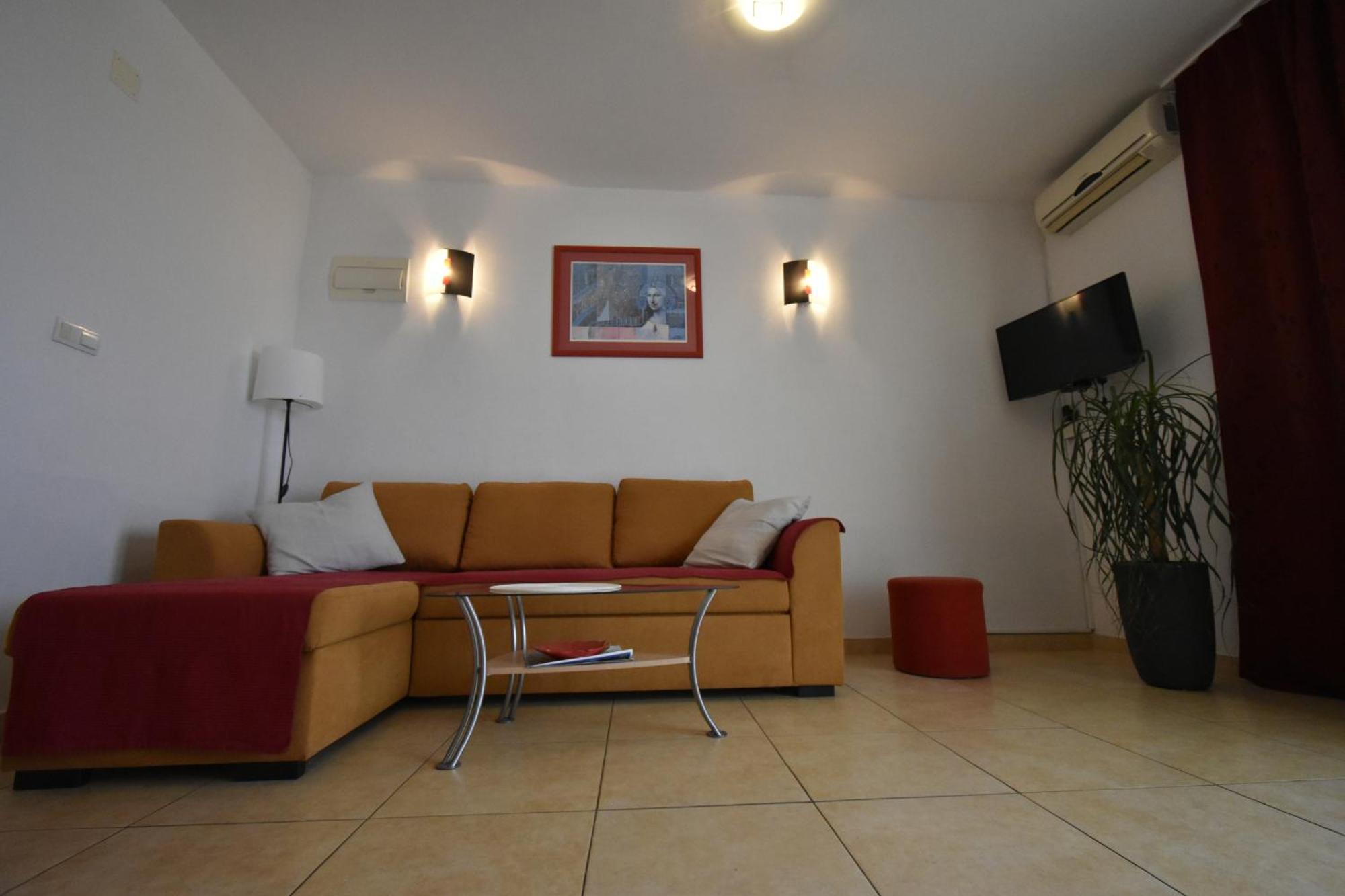 Apartments Jasna Trogir Eksteriør bilde