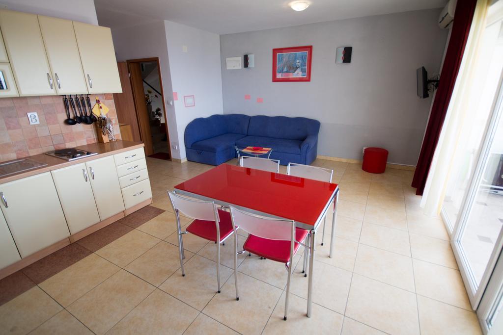 Apartments Jasna Trogir Eksteriør bilde