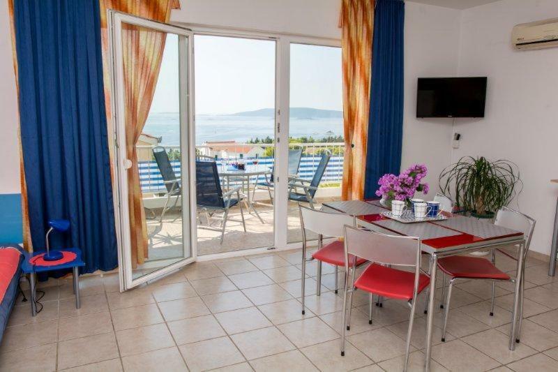 Apartments Jasna Trogir Eksteriør bilde